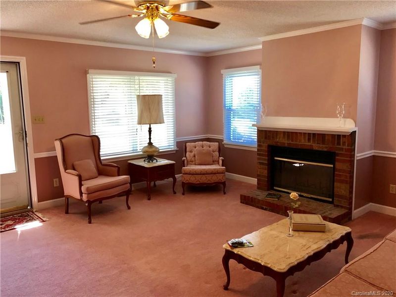 190 Old Limestone Rd E, York, SC 29745