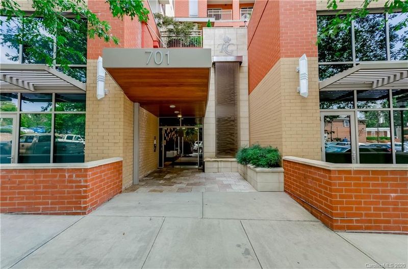 701 Royal Ct #602, Charlotte, NC 28202