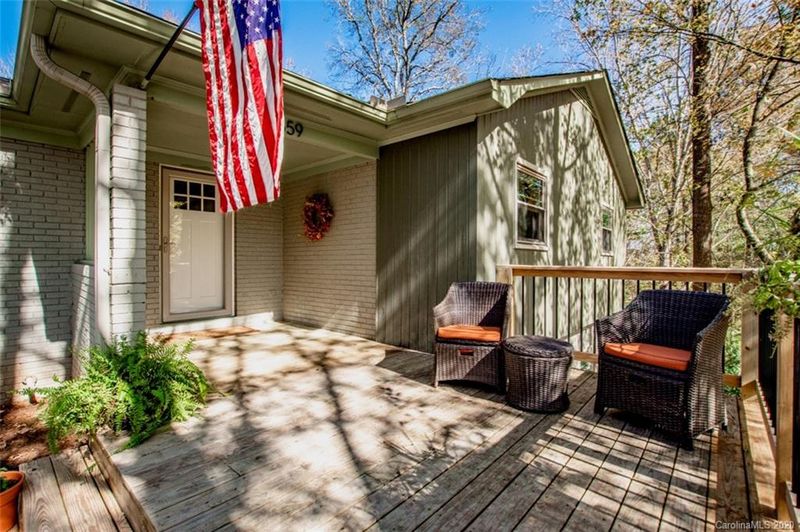 659 Knollcrest Dr NE, Concord, NC 28025