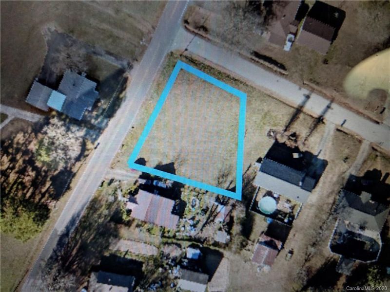 908 Requa Rd, Cherryville, NC 28021