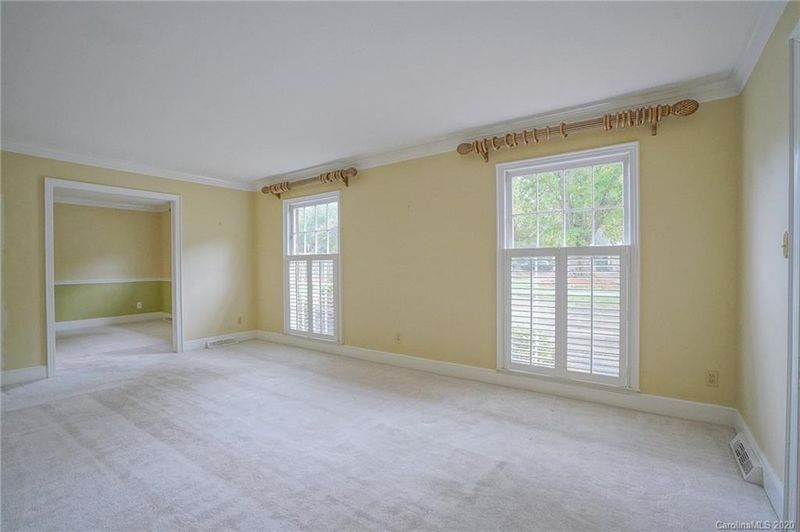 4223 Pepperidge Dr, Charlotte, NC 28226