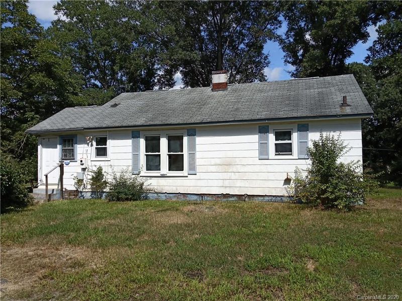 4671 Rainbow Dr, Kannapolis, NC 28081