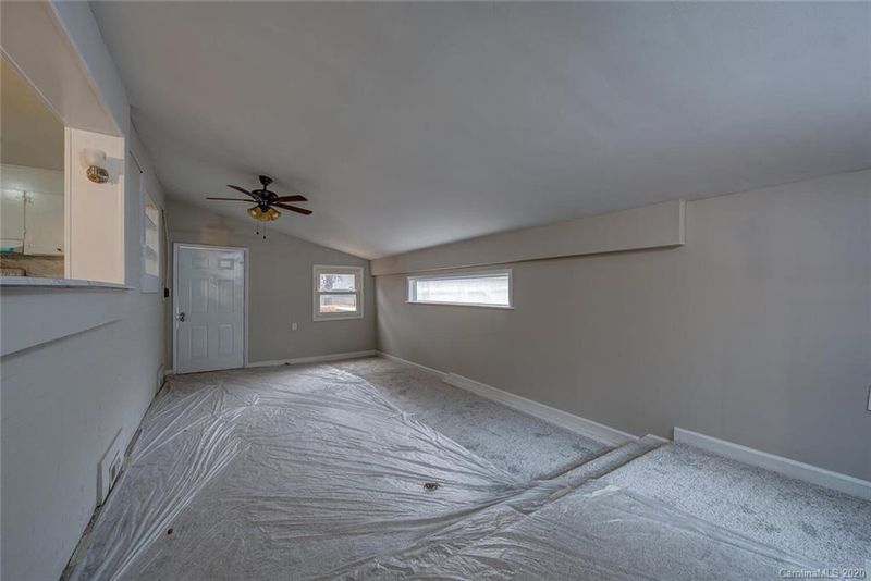 1314 Lynhurst Dr, Gastonia, NC 28054