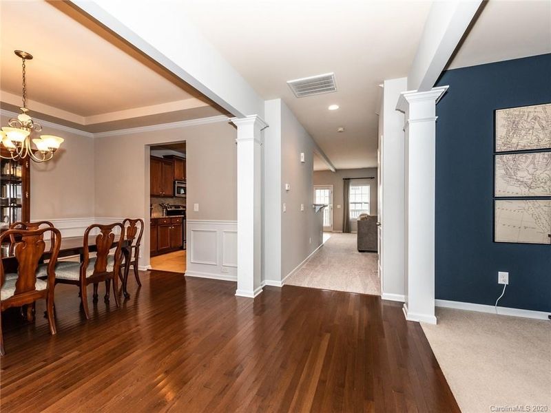 1099 Mclaren Dr, Belmont, NC 28012