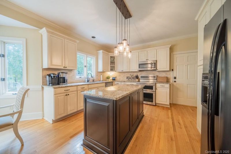 8419 Prince Valiant Dr, Marvin, NC 28173