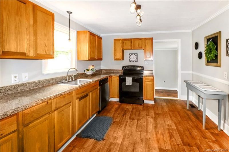 106 Maple St, Clover, SC 29710