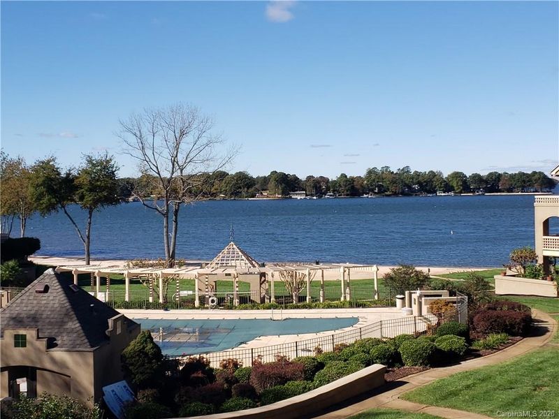 635 Portside Dr #35, Davidson, NC 28036