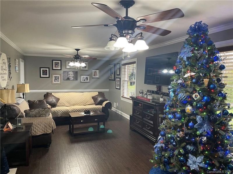 212 33rd Ave NW, Hickory, NC 28601