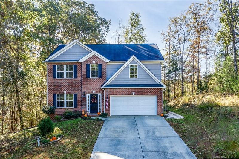 6095 Silverwood Dr, Harrisburg, NC 28075