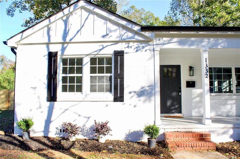 1332 Condon St, Charlotte, NC 28216