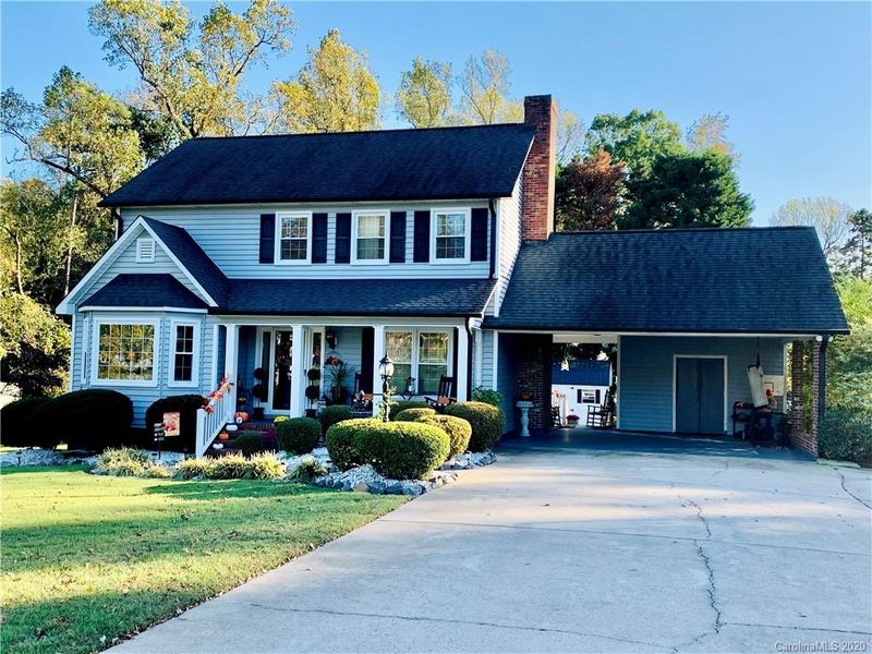 911 Wentworth Dr, Kannapolis, NC 28081