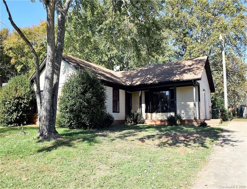 9313 Split Rail Ln, Charlotte, NC 28227