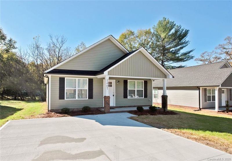 1407 Due West St, Kannapolis, NC 28081