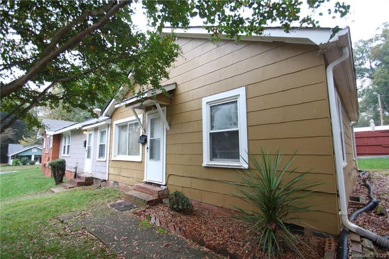 425 Walnut Ave, Charlotte, NC 28208