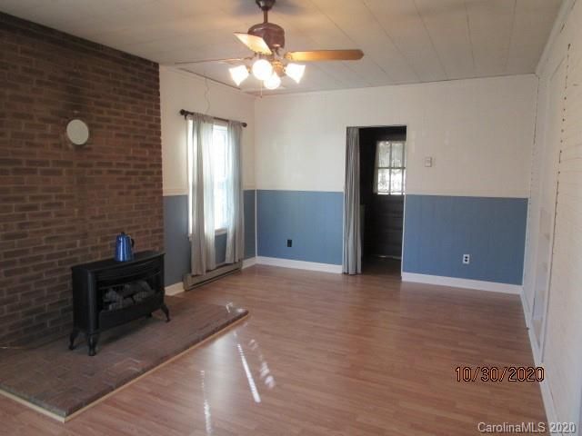 1287 Winston St, Conover, NC 28613