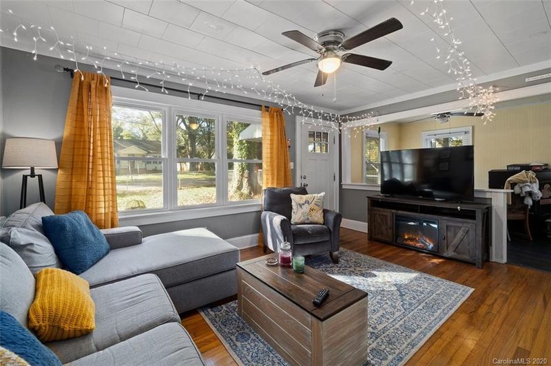 418 E Herman St, Newton, NC 28658