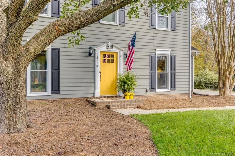 12118 Bay Tree Way, Charlotte, NC 28277