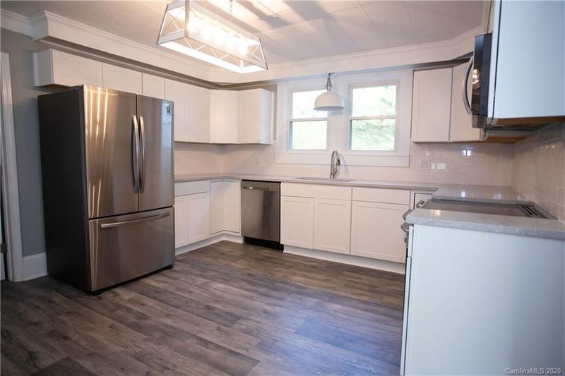 1115 Mountain St, Kannapolis, NC 28081