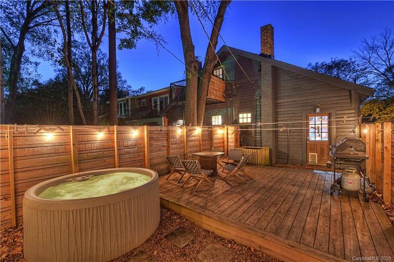 17141712 Thomas Ave, Charlotte, NC 28205
