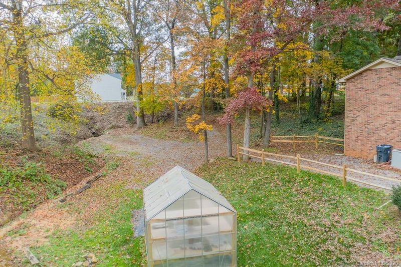 1610 Edgefield Ave, Gastonia, NC 28052
