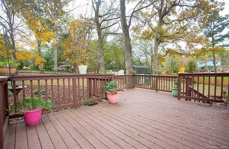 4220 Montibello Dr, Charlotte, NC 28226