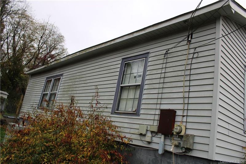 602 Apple St, Gastonia, NC 28054