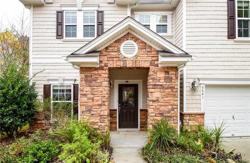 5541 Versage Dr, Mint Hill, NC 28227