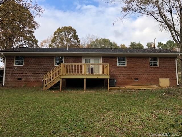611 3rd Street Pl SW, Conover, NC 28613