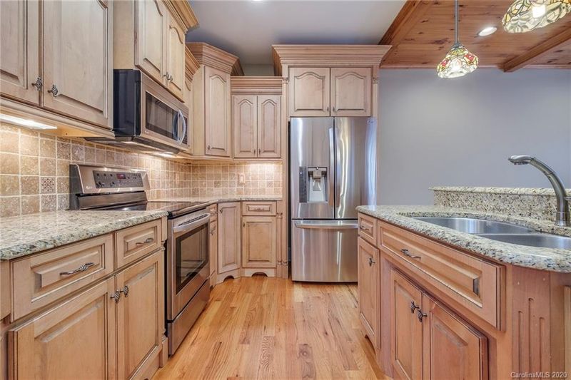4000 Barnstable Ct, Gastonia, NC 28056