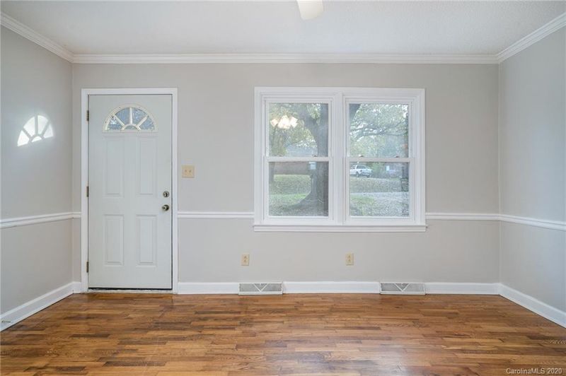 3616 Chapelwood Dr, Gastonia, NC 28052