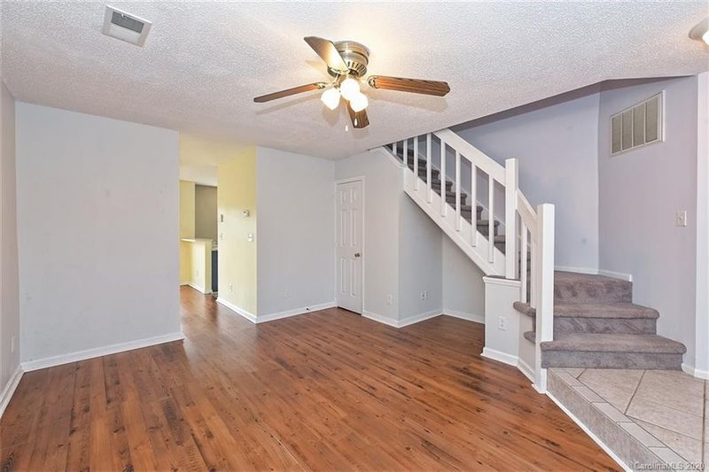 8206 Golf Ridge Dr, Charlotte, NC 28277
