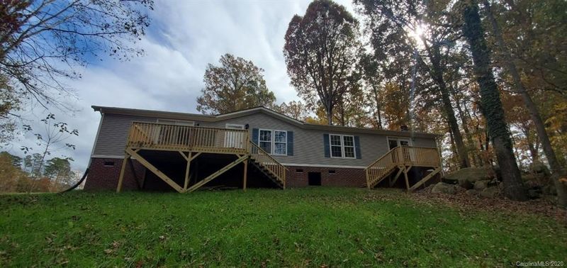 996 Willis Farm Rd, Clover, SC 29710
