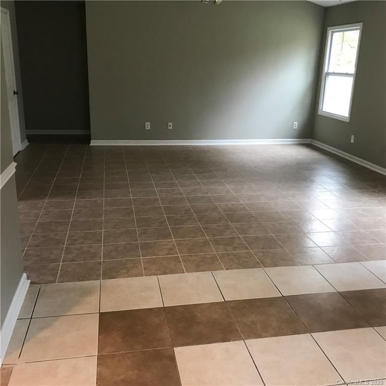 9500 Huntsham Rd, Charlotte, NC 28227