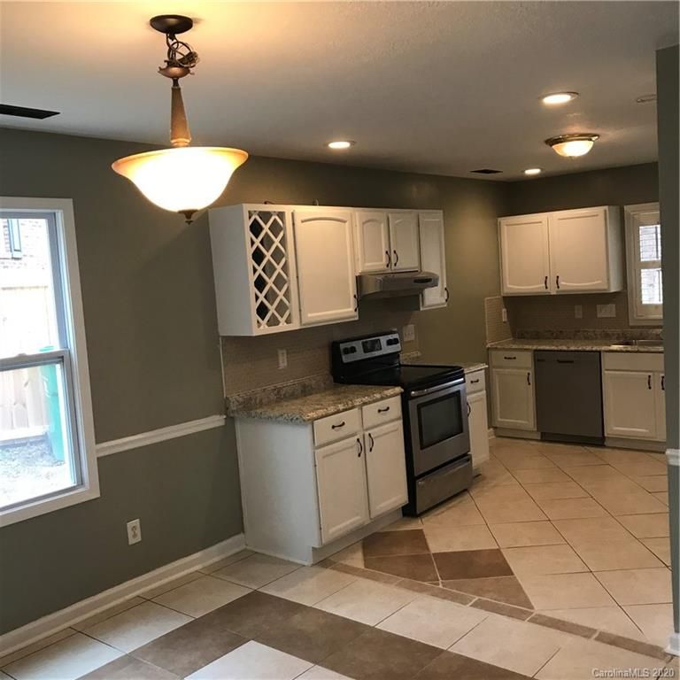 9500 Huntsham Rd, Charlotte, NC 28227