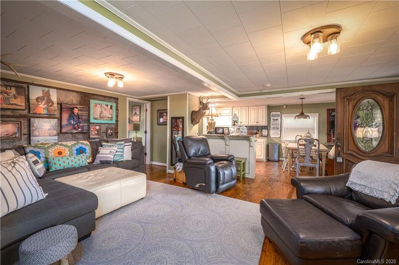 202 Howard Lingerfelt Rd, Vale, NC 28168