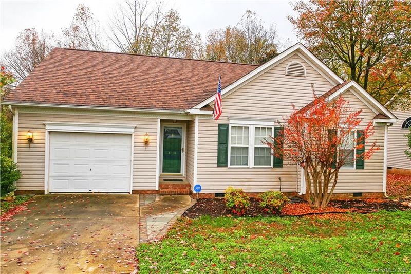7813 Ebony Rd, Charlotte, NC 28216