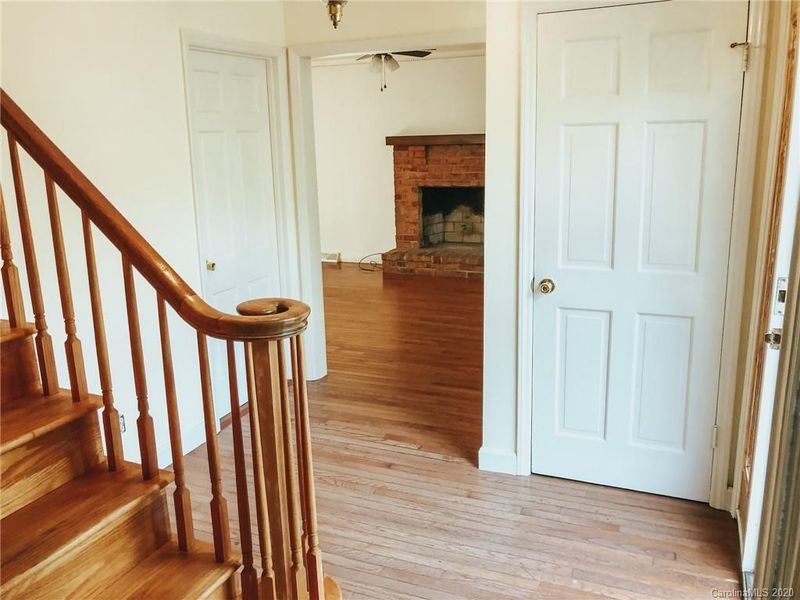 6111 Yellowood Rd, Charlotte, NC 28210