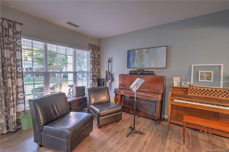 18014 Harbor Mist Rd, Cornelius, NC 28031