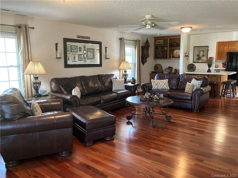 781 Burrage Rd, Concord, NC 28025