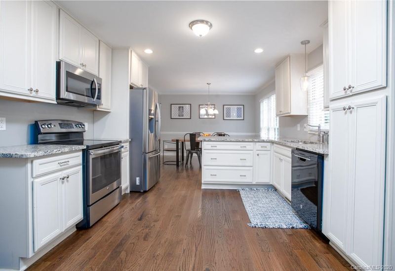 7025 Rocky Falls Rd, Charlotte, NC 28211