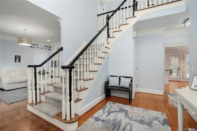 6911 Seton House Ln, Charlotte, NC 28277