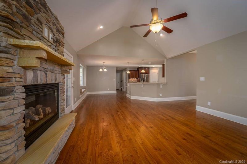 2312 Bethshire Ln, Denver, NC 28037