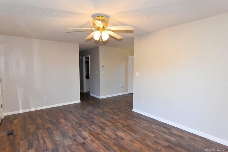 5013 Sisk Hill Rd, Vale, NC 28168