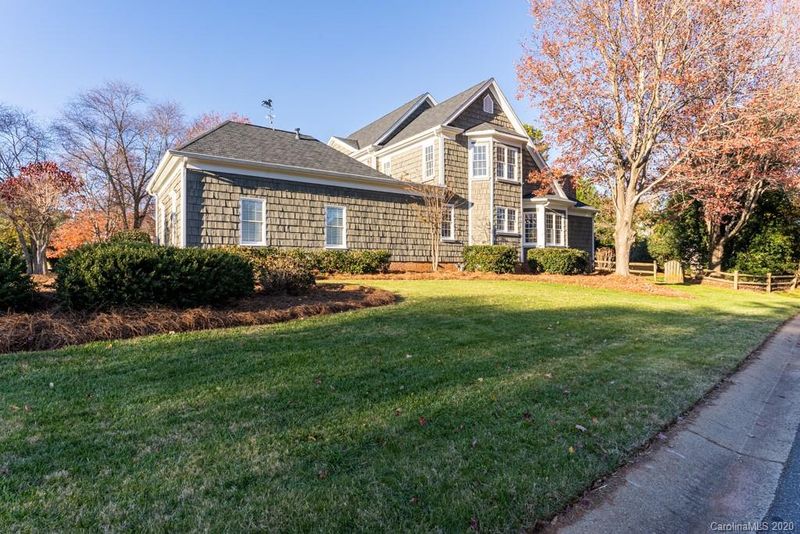19200 Tyree Ct, Cornelius, NC 28031