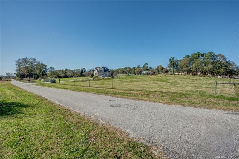 110 Gaston Farm Rd, Blacksburg, SC 29702
