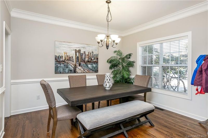 11023 Valley Spring Dr, Charlotte, NC 28277