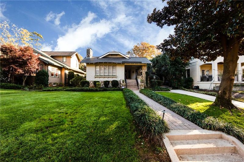 2237 Westminster Pl, Charlotte, NC 28207