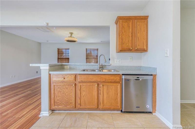 15252 Pangborn Pl, Charlotte, NC 28278