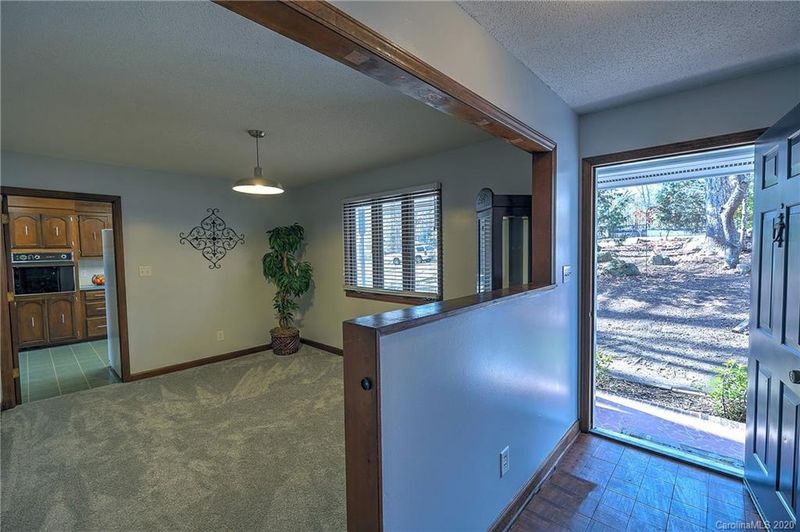 132 Lillie Rd, Stanley, NC 28164