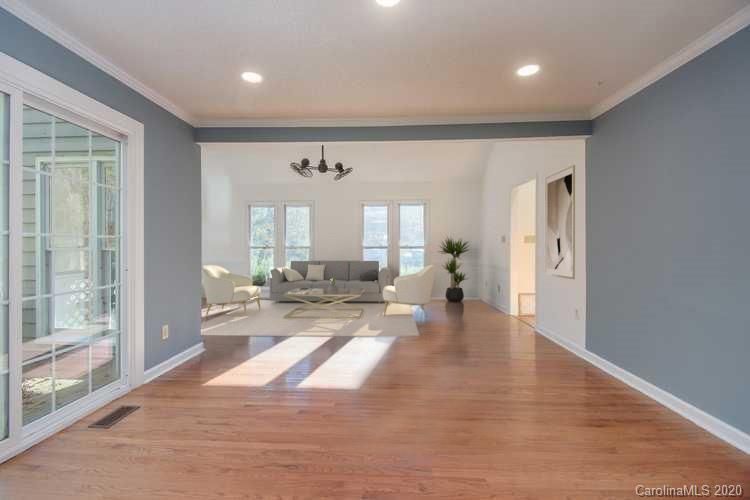 16507 Grapperhall Dr, Huntersville, NC 28078
